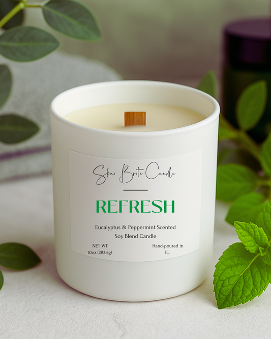 Refresh Eucalyptus & Peppermint 10oz Candle | Invigorating & Clean-Burning