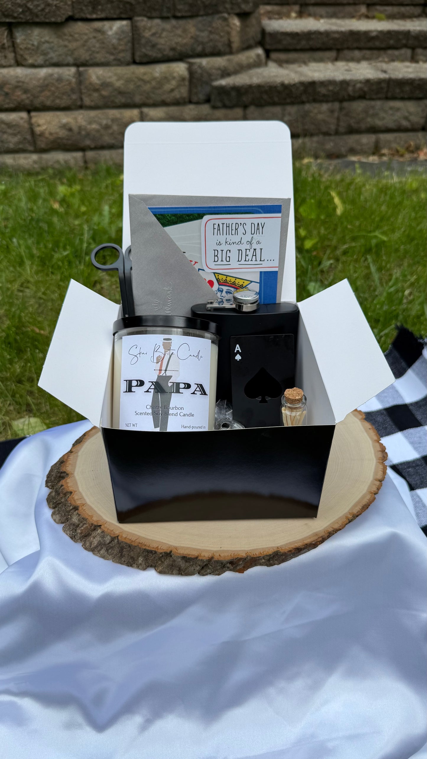 Father’s Day Gift Set – Cherry Bourbon Candle & Wax Melts | Bold & Masculine